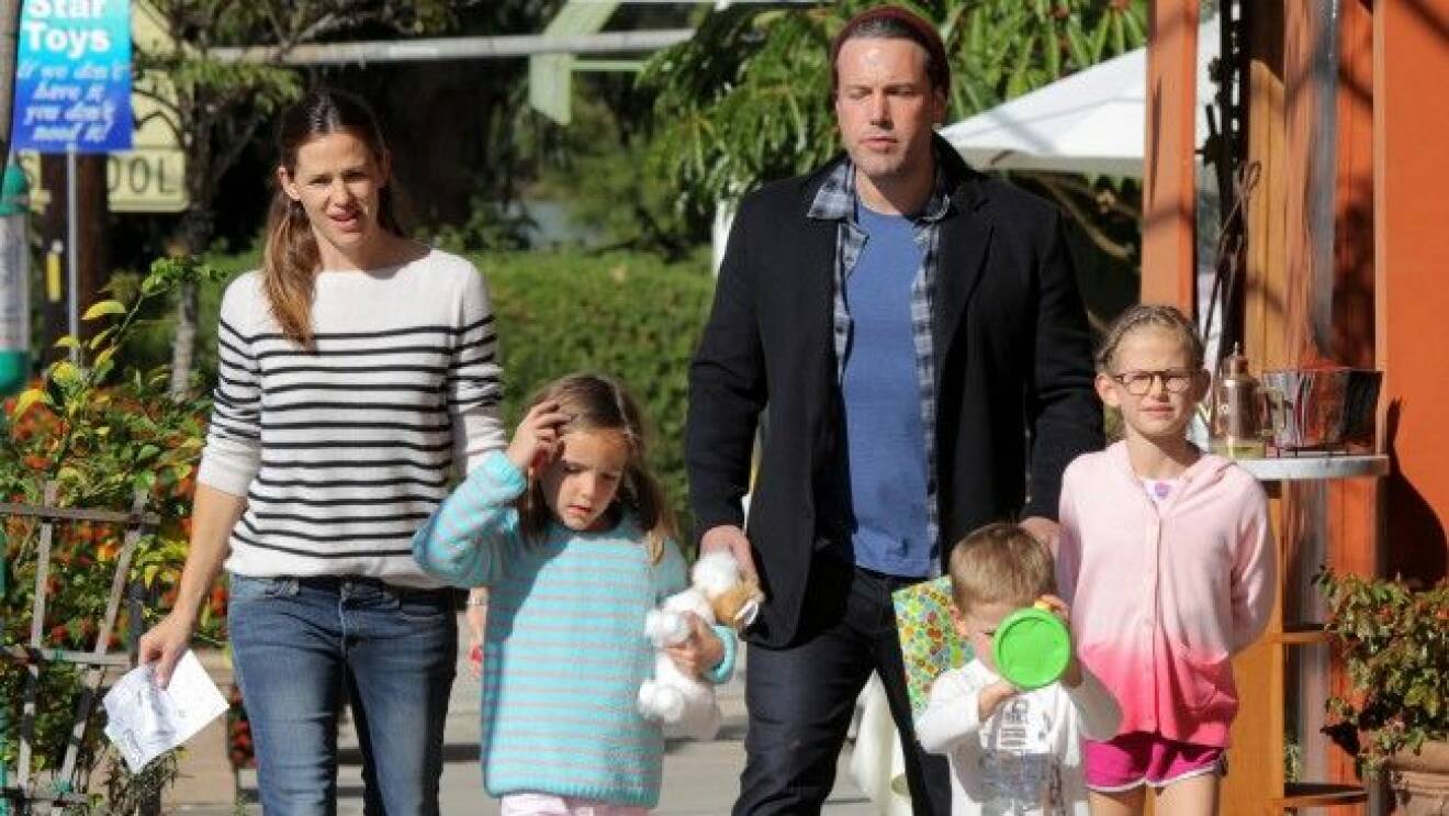 51908612 Estranged couple Ben Affleck and Jennifer Garner are seen leaving a toy store in Brentwood with their children Violet, Seraphina, and Samuel on November 14, 2015. Ben is enjoying some family time after filming his new movie Live By Night in Massachusetts & Georgia. COPYRIGHT STELLA PICTURES