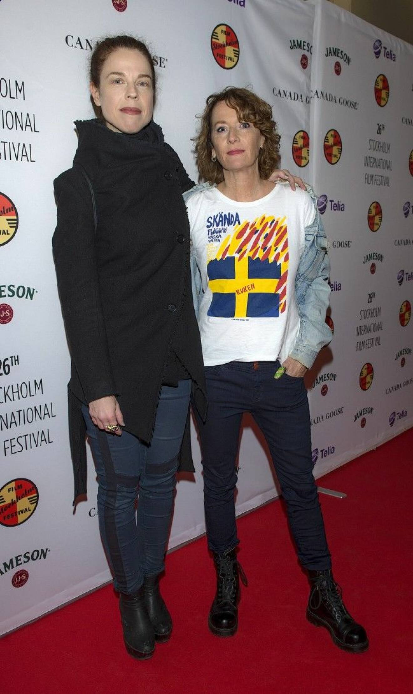 STOCKHOLM SWEDEN 15-11-10 Invigning av Stockholm Filmfestival 2015 på biograf Scandia Bilden Jessika Gedin och Mian Lodalen Foto ©Eero Hannukainen EEROBILD AB All Over Press