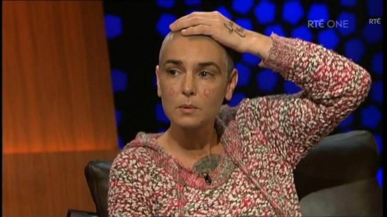 6-10-2013 Sinead OConnor responds to Miley Cyrus on The Late Late Show in Ireland Pictured: Sinead OConnor PLANET PHOTOS www.planetphotos.co.uk info@planetphotos.co.uk +44 (0)20 8883 1438 Photo: Planet Photo Code: 4066 COPYRIGHT STELLA PICTURES