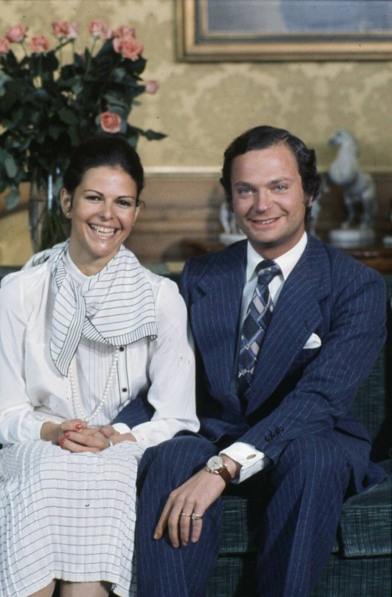 De blivande makarna på Stockholms Slott 1975.