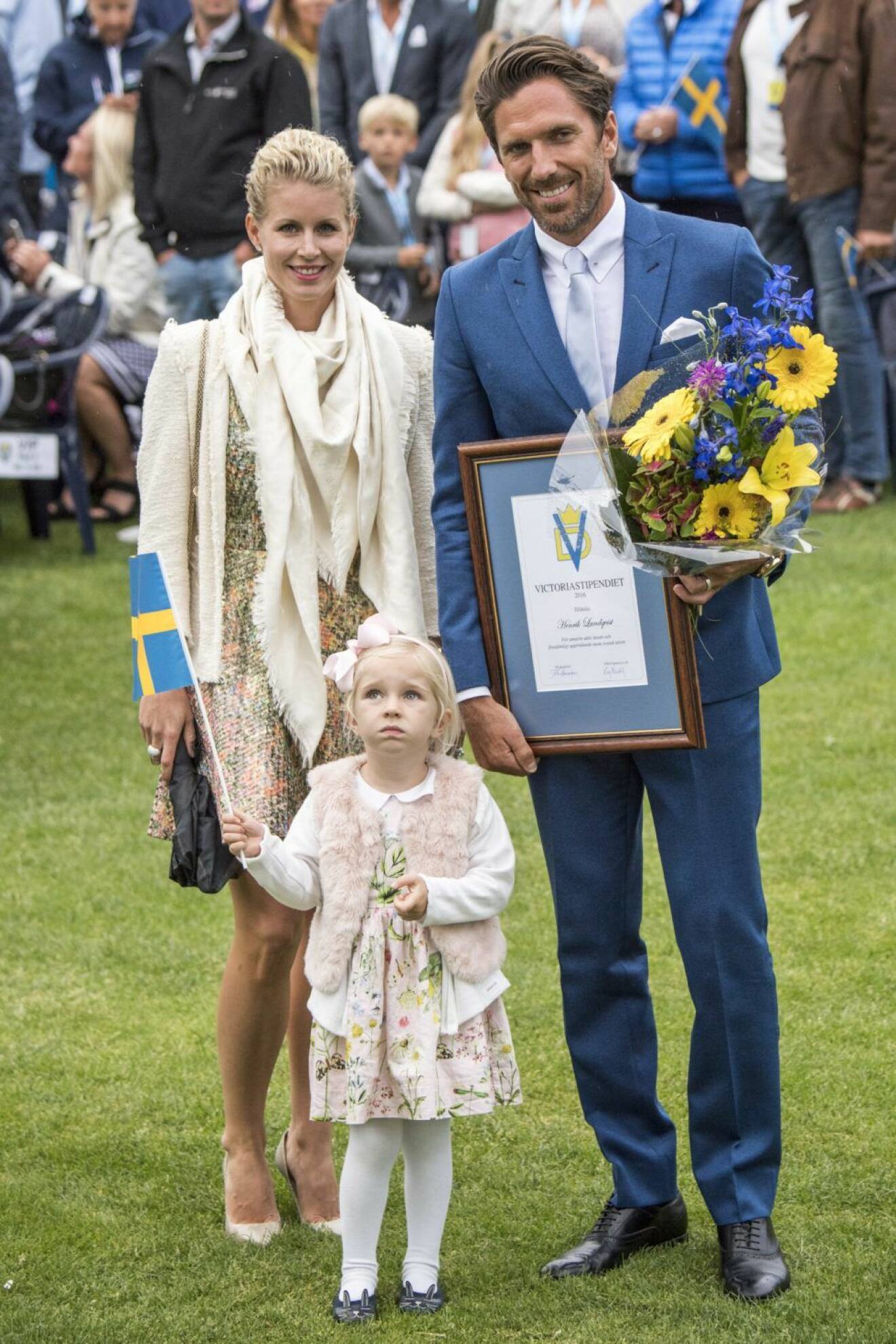 EJ ABO / XPBE <<< Therese Andersson, wife to Henrik Lundqvist and daughter Charlise. Henrik got the schollarship from Victoria. Pictures from Crown Princess Victorias birthday at Borgholms sports center on Oland. An evening with the whole swedish royal family who get to see entertainment on stage with Lisa Miskovsky, Charlotte Perrelli, Molly Pettersson Hammar, Jon Henrik Fjällgren, Loa falkman and Melodifestival winner Frans. Participants from the royal family was the King Carl Gustaf, Queen Silvia, Crown Princess Victoria, Princess Estelle, Prince Daniel, Prince Carl Philip, Princess Sofia, Princess Madeleine and Christopher ONeill. Borgholm, Oland, Sweden 2016-07-14 (c) Pelle T Nilsson/Stella Pictures
