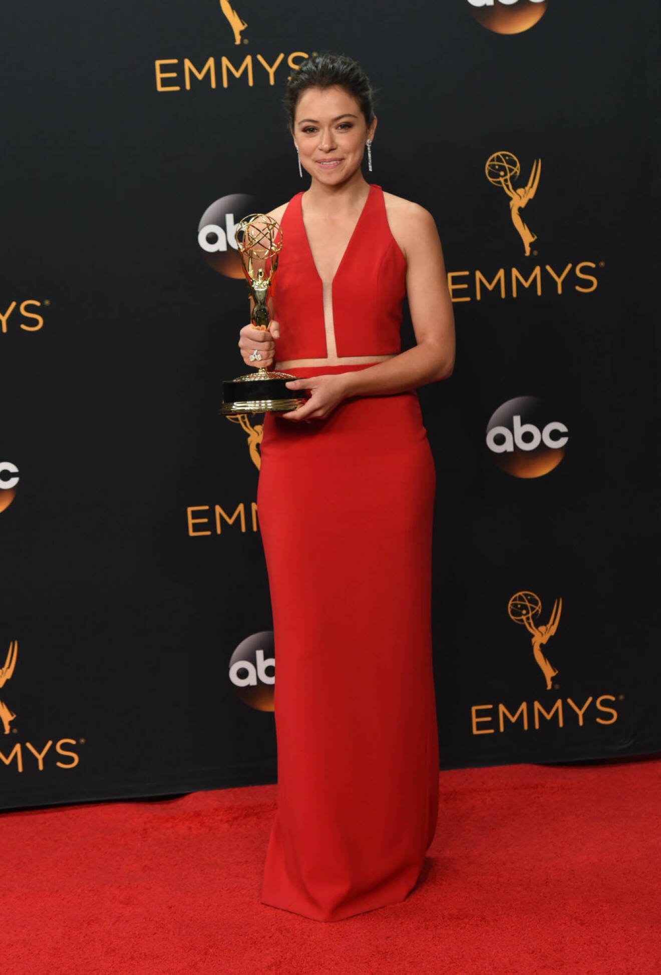 6100650 52178853 Celebrities attend the 2016 Emmy Awards held at the Microsoft theatre in Los Angeles, California on September 18, 2016. Celebrities attend the 2016 Emmy Awards held at the Microsoft theatre in Los Angeles, California on September 18, 2016. Pictured: Tatiana Maslany FameFlynet, Inc - Beverly Hills, CA, USA - +1 (310) 505-9876 RESTRICTIONS APPLY: NO FRANCE COPYRIGHT STELLA PICTURES
