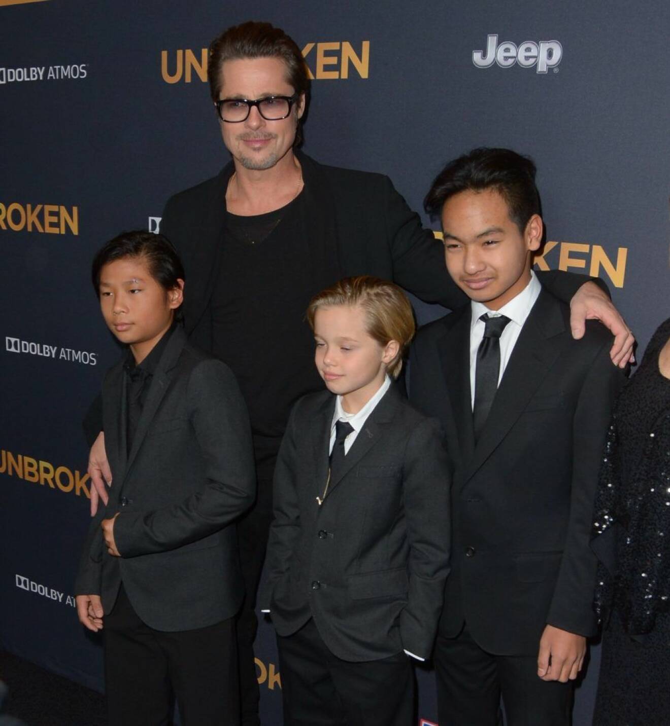 Brad Pitt med barnen Pax, Shiloh och Maddox.