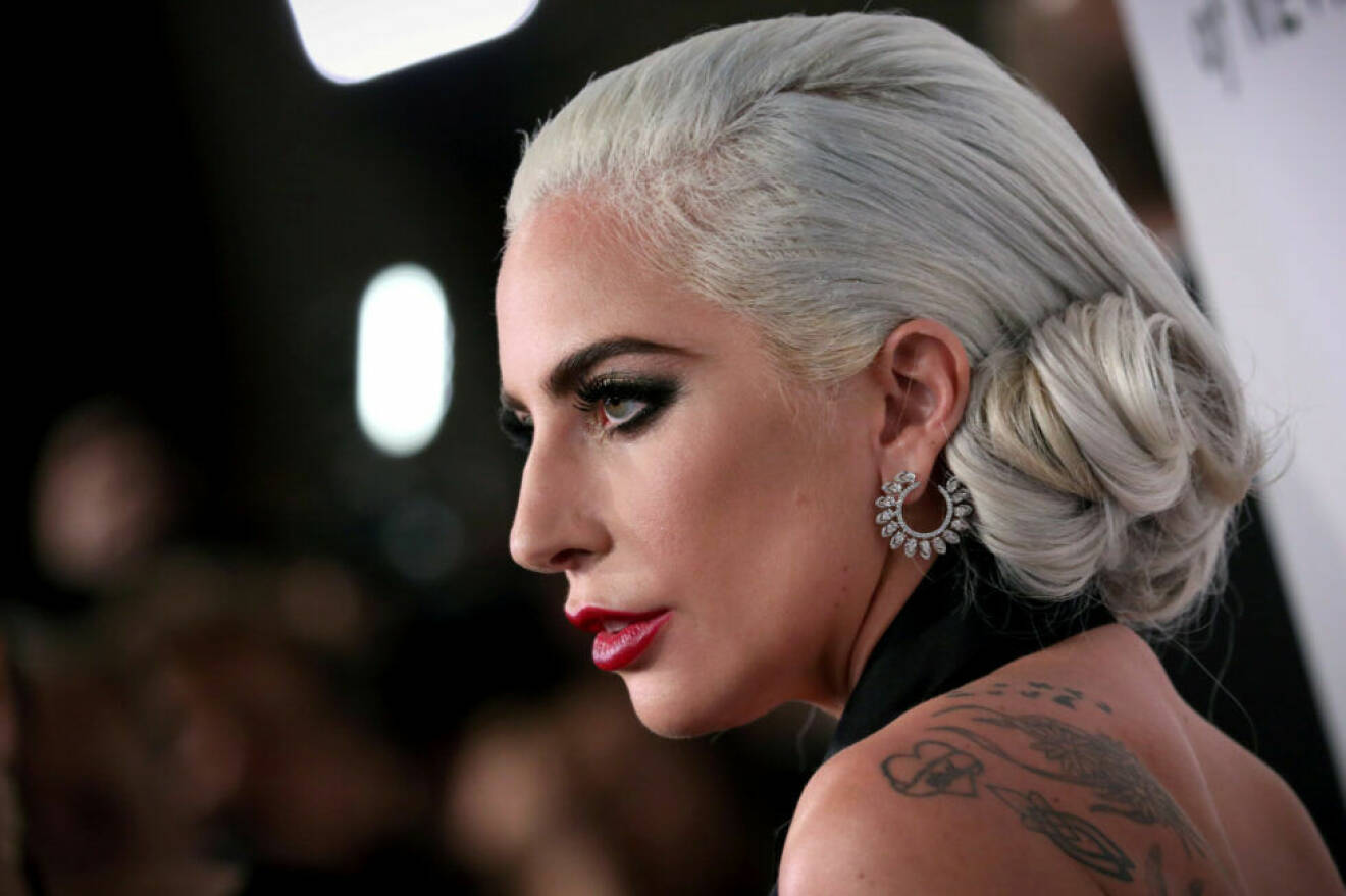 Lady Gagas silverfärgade hår