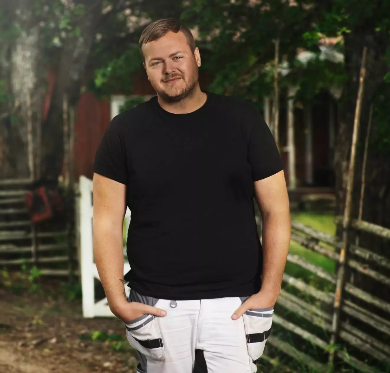 Simon Axelsson i Farmen 2020