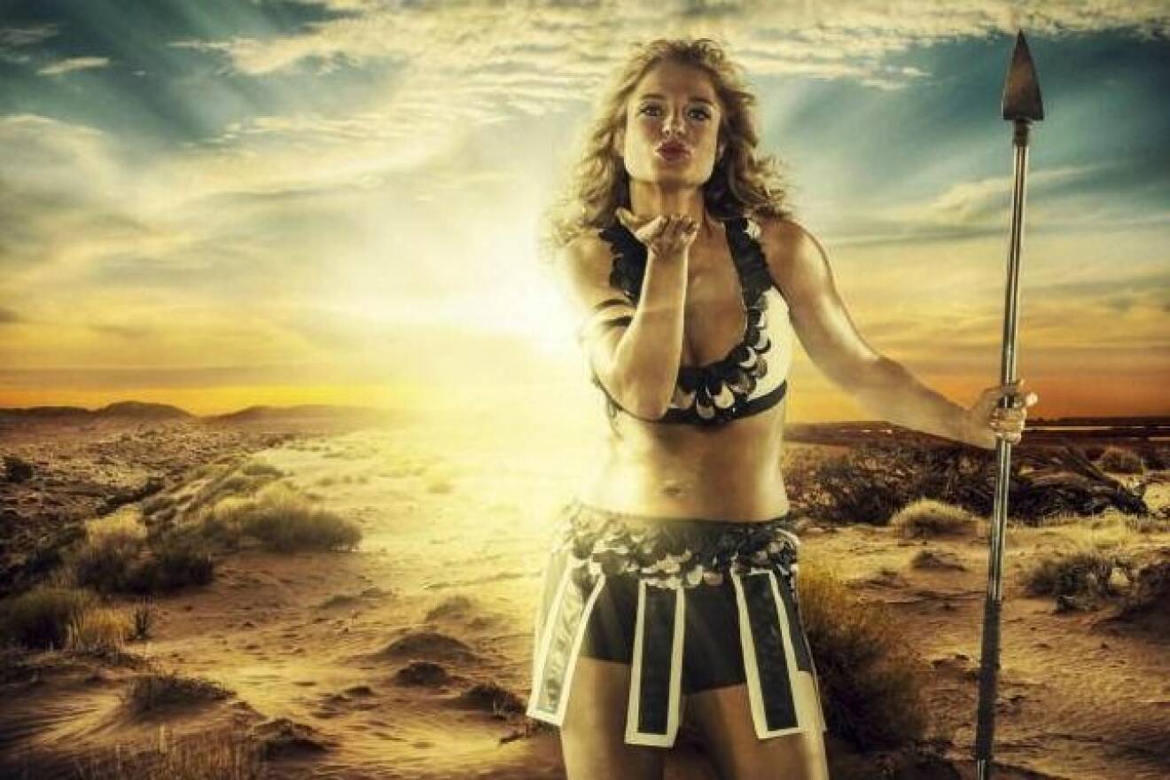 Magdalena Kowalczyk som gladiatorn Athena