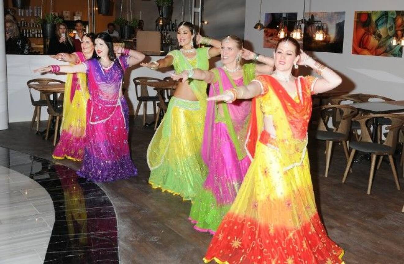 indian-garden-indisk-dans