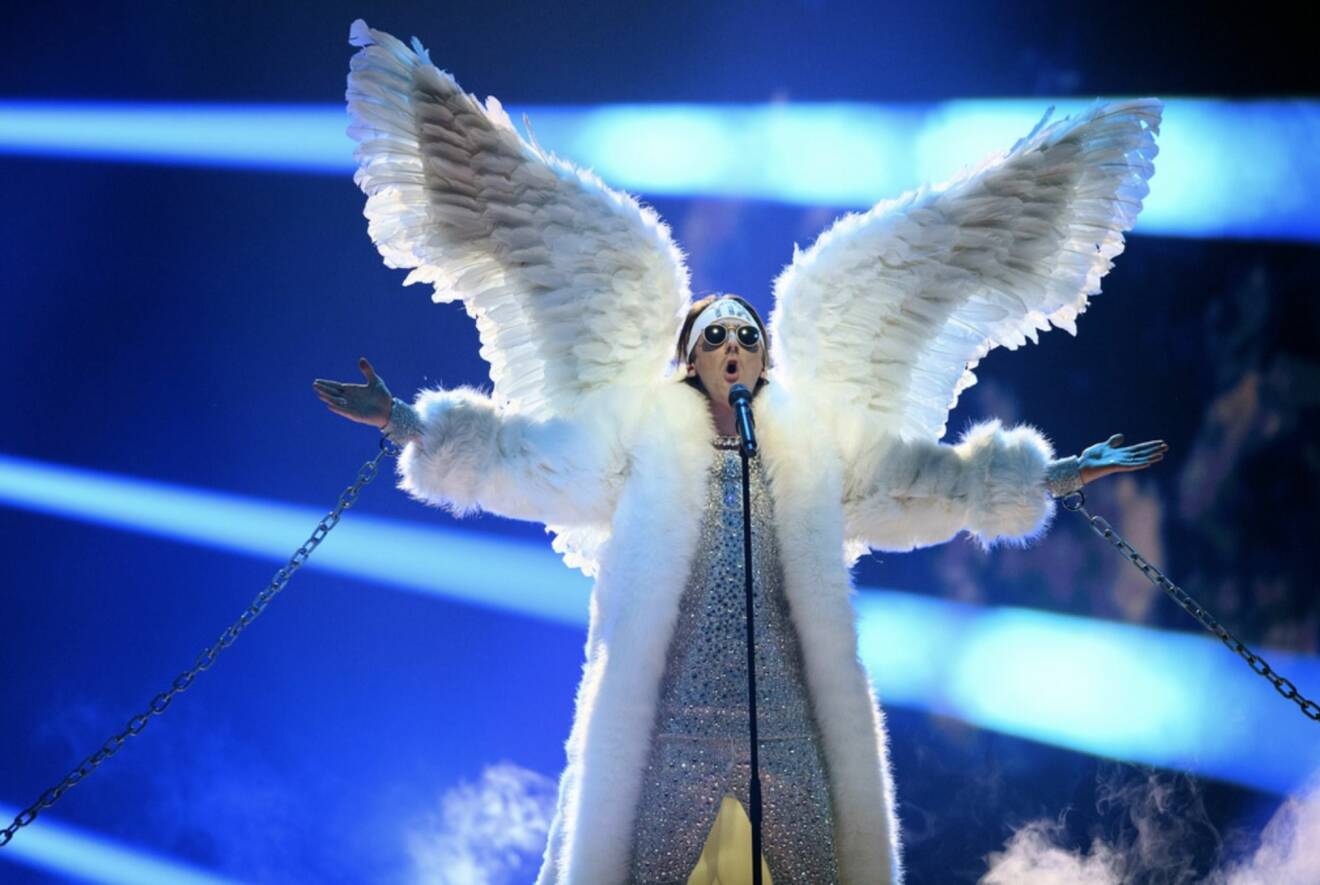 Tix framför bidraget Fallen Angel i Eurovision Song Contest 2021