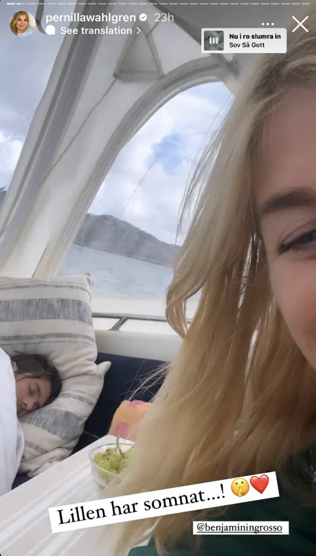 Benjamin passade på att ladda batterierna. Vågorna gungade honom nog till sömns.