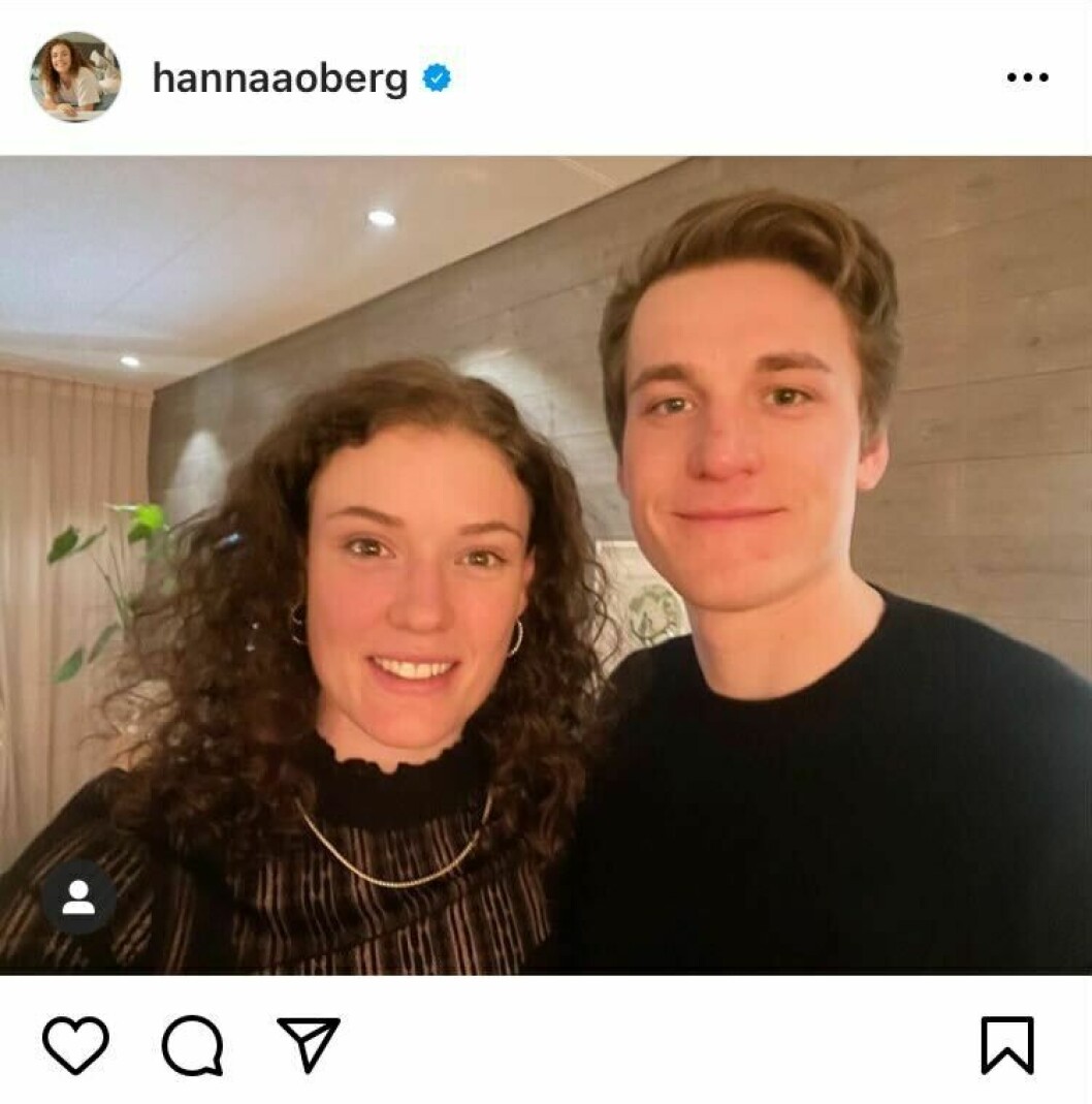 Hanna Öberg med pojkvännen och lagkamraten Martin Ponsilouma. Bilden publicerades under julhelgen.