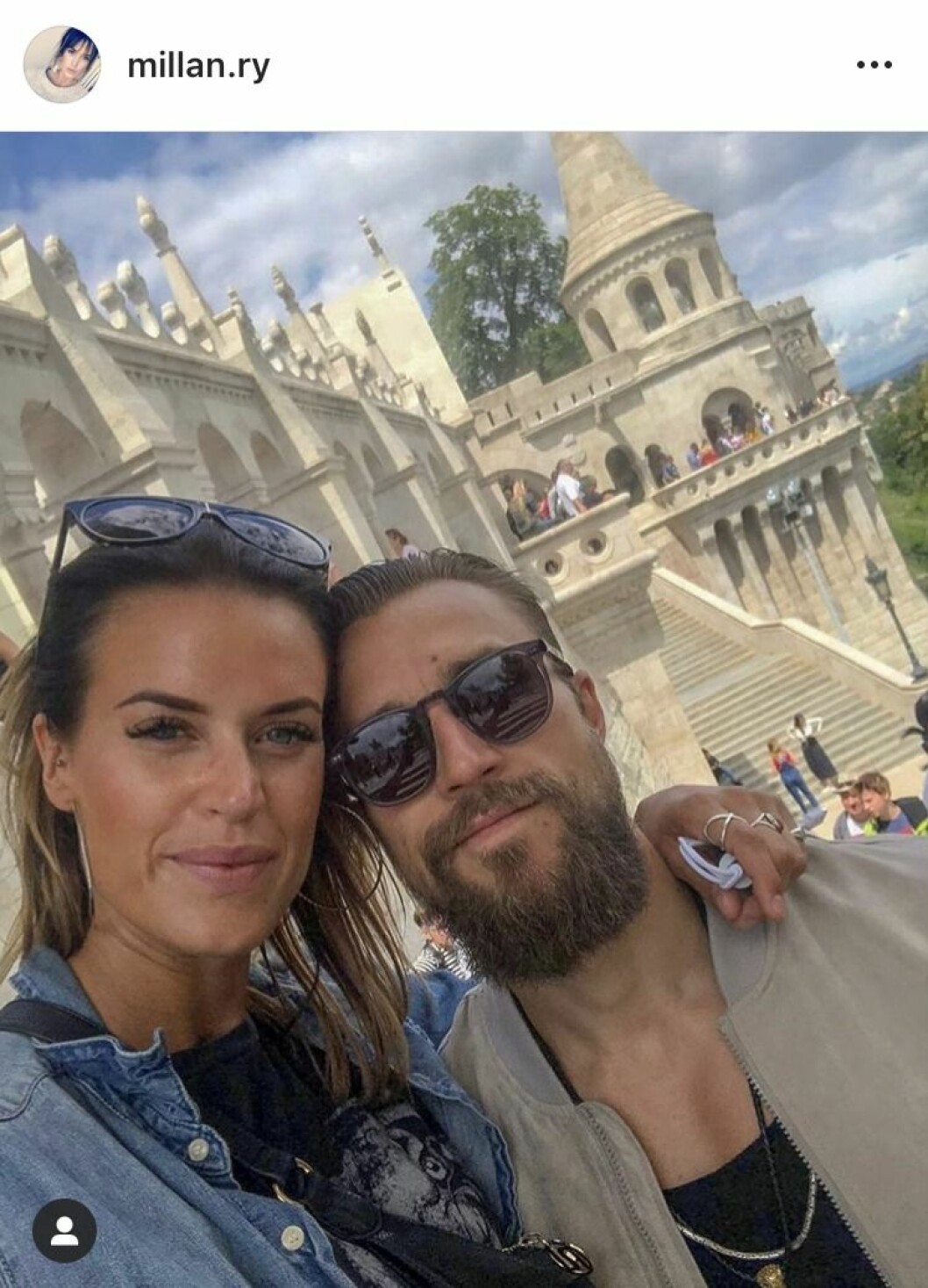 Idag bor paret ihop. Sebastian Larsson flickvännen Emilia Widell