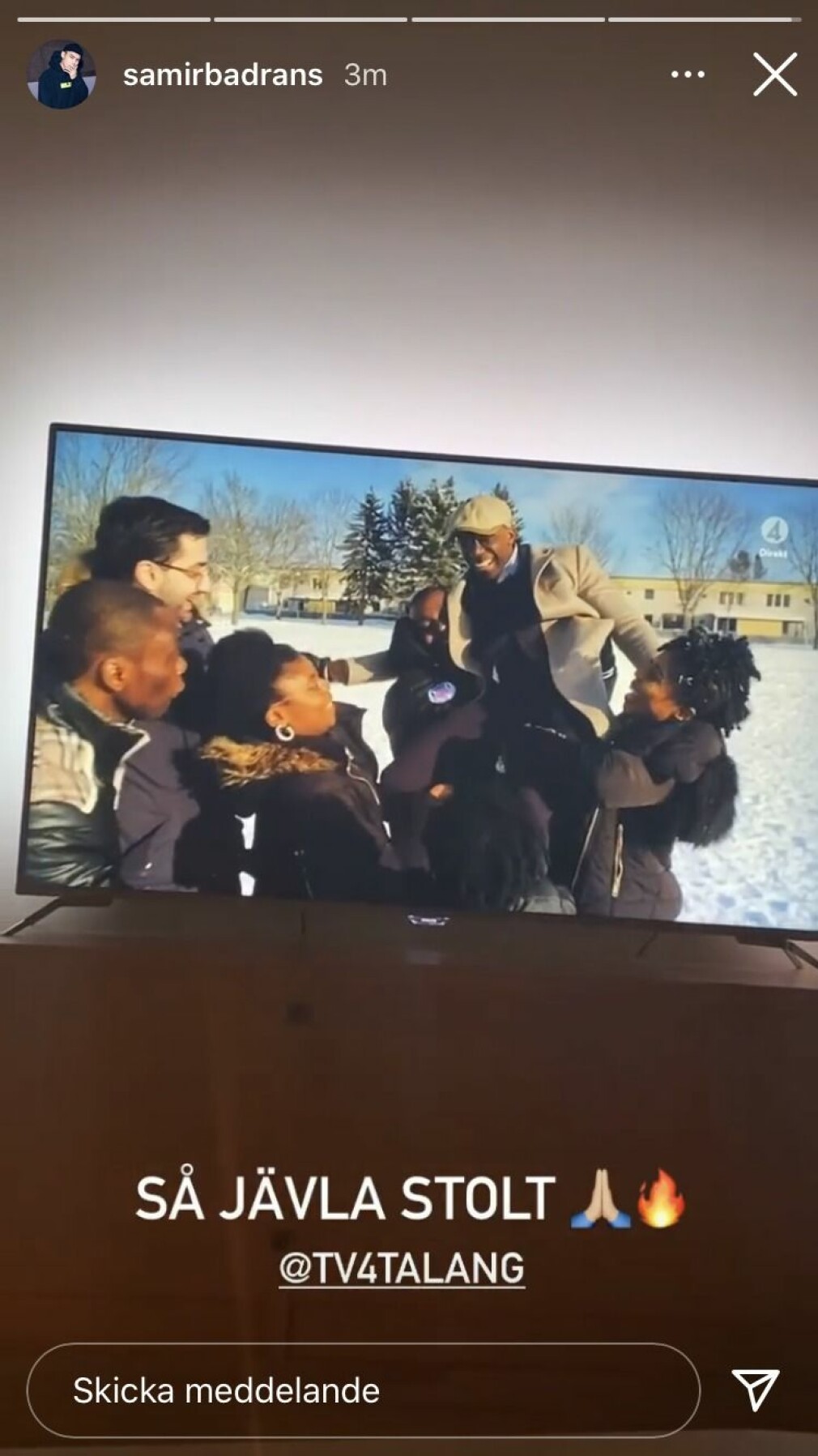 Samir stöttar hemifrån tv-soffan. Samir Badran