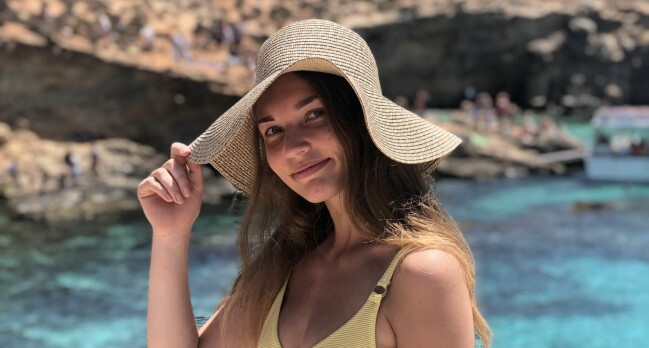 Victoria var på semester i Malta och det var när hon kom hem som hon diagnostiseras med ALS – bara en vecka efter hennes 21-årsdag.