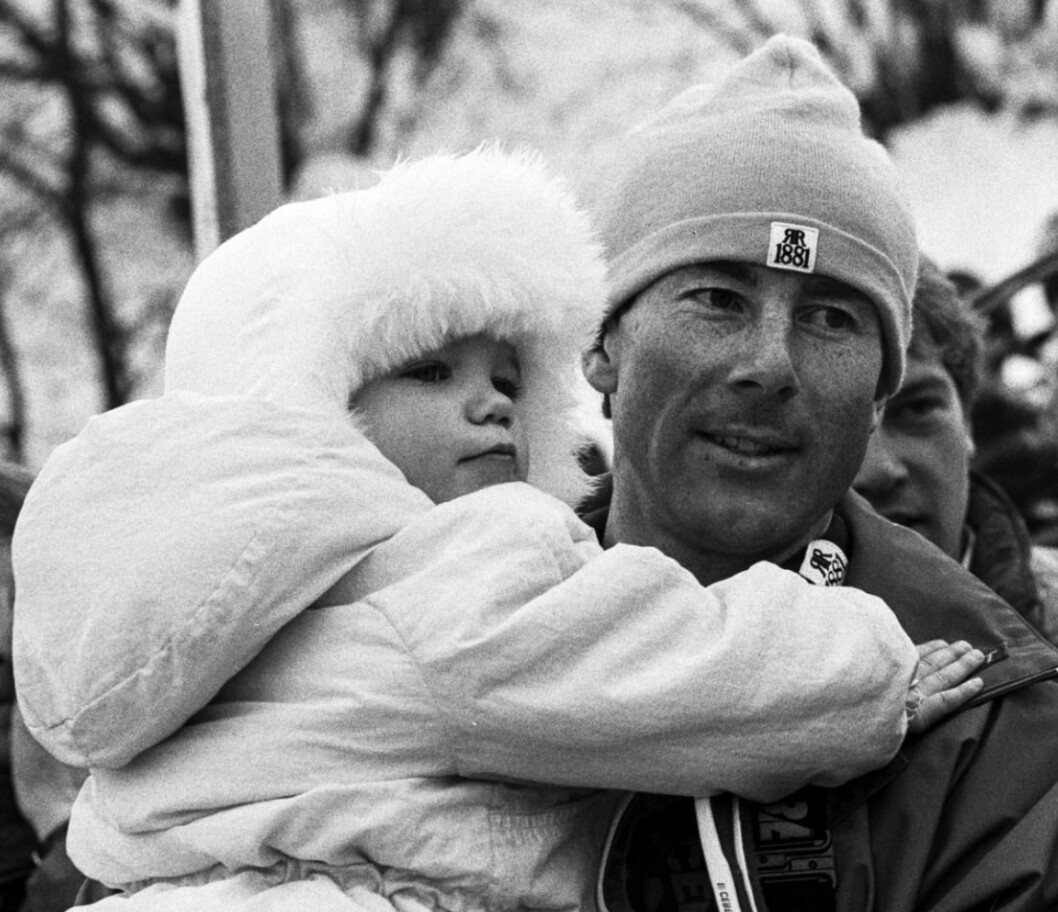 Ingemar och Nathalie i Sankt Anton, år 1986. FOTO: Torbjörn Andersson/TT Ingemar Stenmark och Nathalie Stenmark bebis