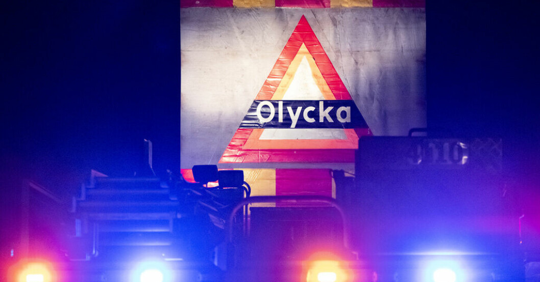 Ingen person har skadats, enligt polisen. Arkivbild. Tre husbilar i diket – liksom bärgningsbilen
