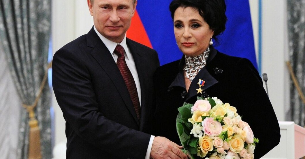 Irina Viner och Rysslands president Vladimir Putin 2015. Arkivbild. Rysk stjärntränare avstängd två år