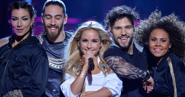 Kim Pastor längst till höger, under Isas bidrag Don't Stop i Melodifestivalen 2015.