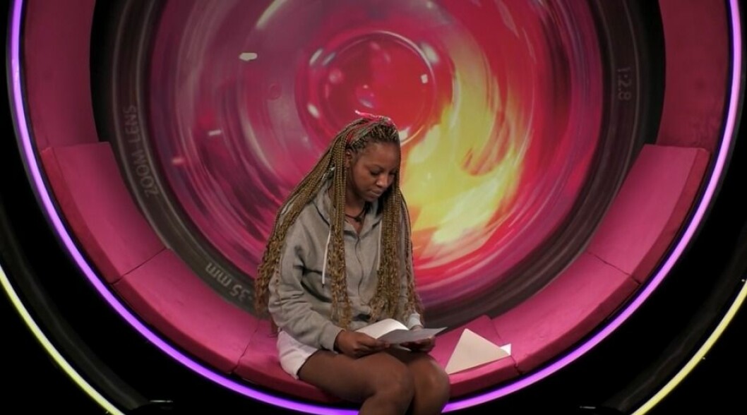 Isabel fick beskedet i bikten att hon var tvungen att lämna Big Brother-huset omedelbart. FOTO: TV4 Isabel i Big brother 2020