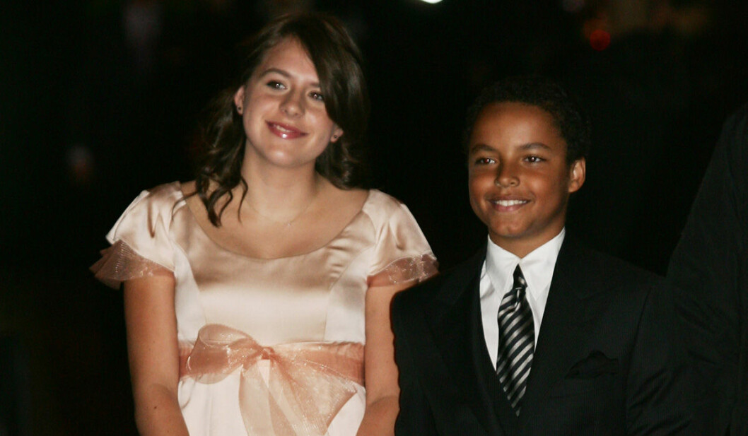 Isabella och Connor på en bild från 2006. Isabella och Connor, adopterade barn till Tom Cruise och Nicole Kidman