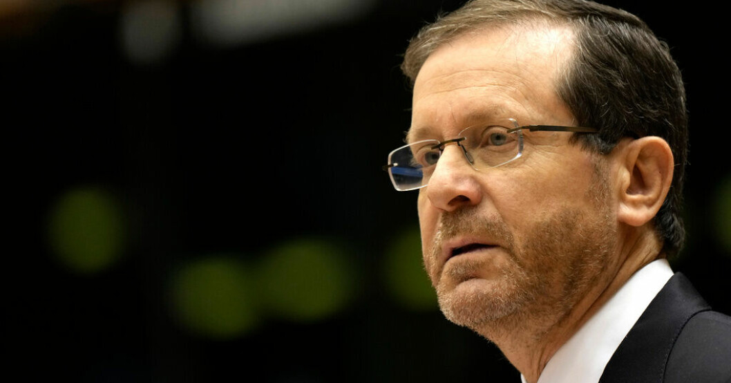 Israels president Isaac Herzog uppmanar premiärminister Benjamin Netanyahu att tänka om. Arkivbild. Israels president manar Netanyahu till dialog