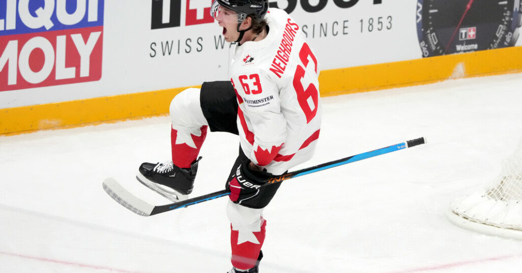 Jake Neighbours firar sitt 1–0-mål mot Slovakien. Kanada vann VM-rysaren – segrade på straffar