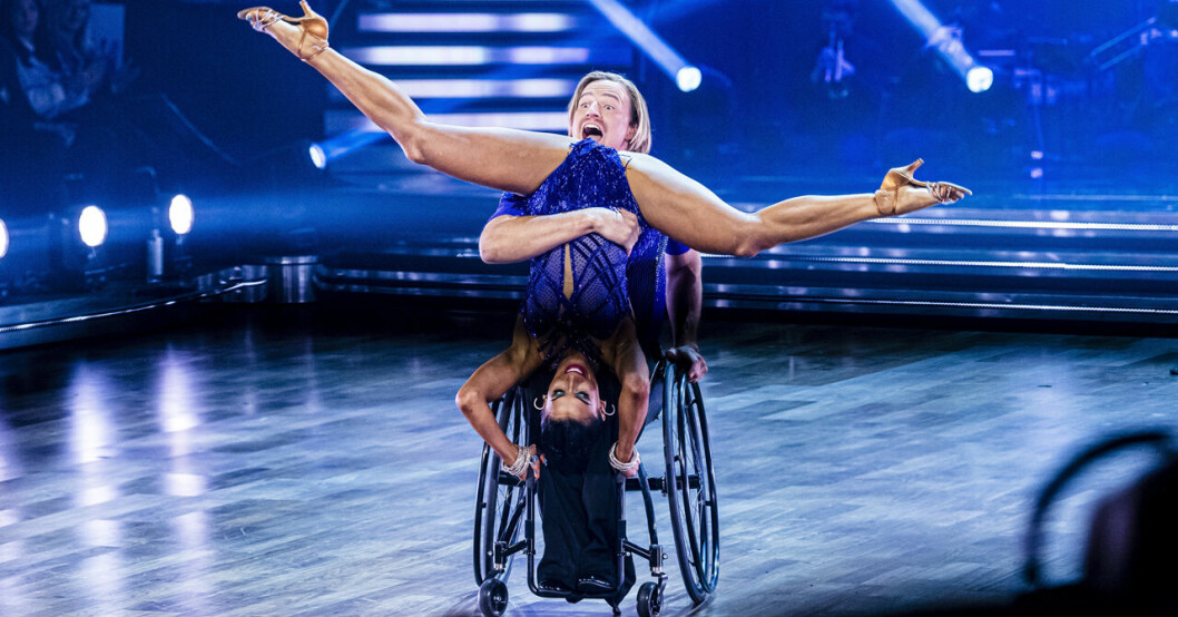 Jasmine Takács har många Aron i sitt liv. I Let's dance 2022 dansar hon med Aron Andersson. Jasmine och Aron i Let's dance