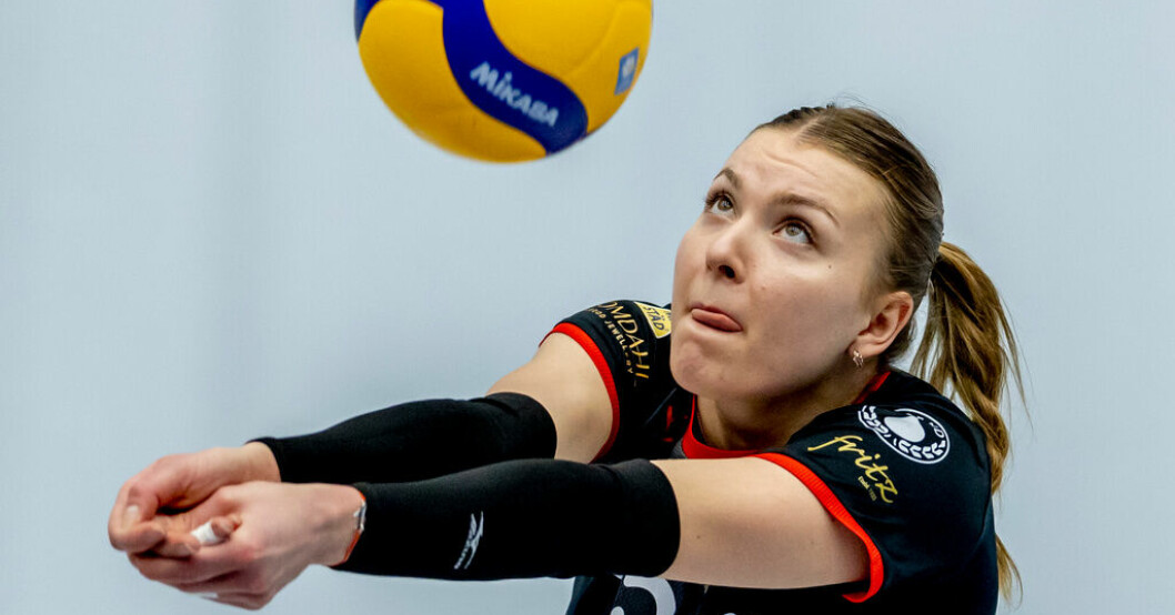 Jelyzaveta Lazurenko är passare och en av Hylte Halmstads viktigaste spelare. "Människor dör – de som lever här har ingen aning"