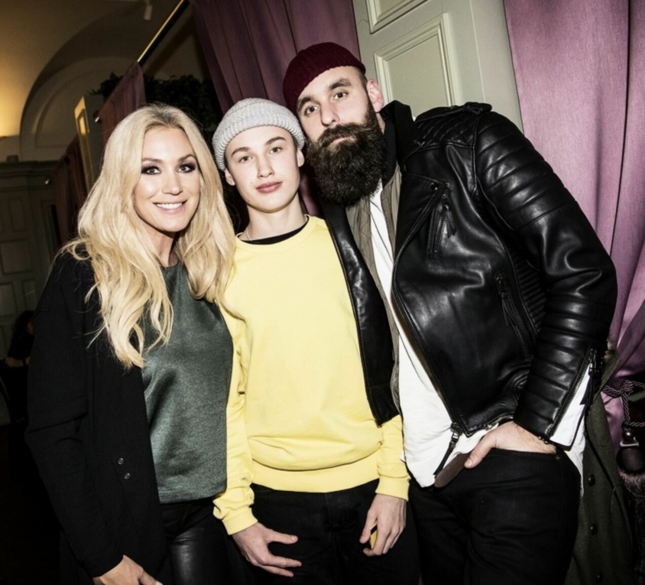 Jessica Andersson, sonen Liam Erixon och sambon Johan Malm. Jessica Andersson, Liam Erixon och Johan Malm