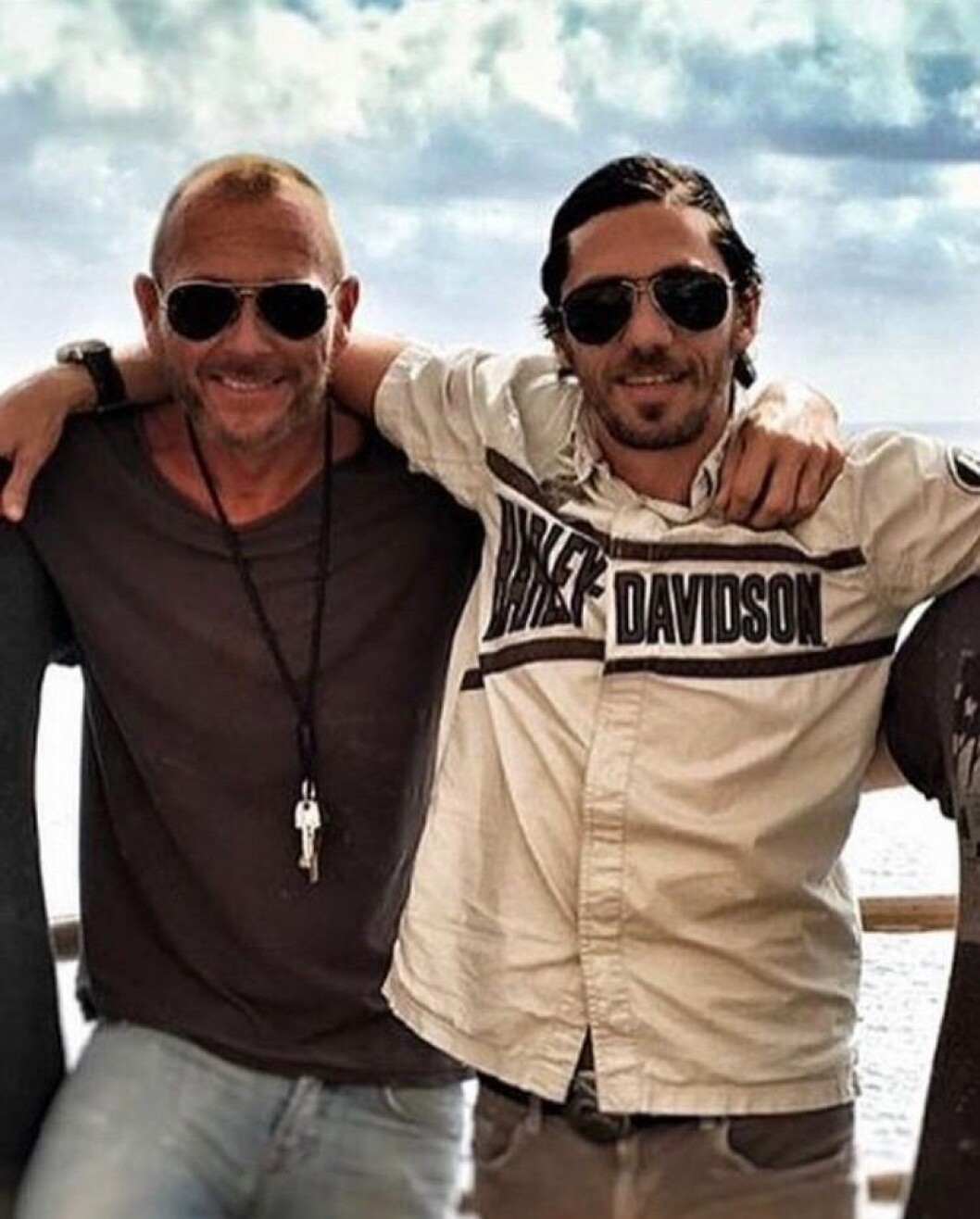 Vännen Jimmy (till vänster) var den som fixade ihop Malin och Pablo. Foto: Privat
