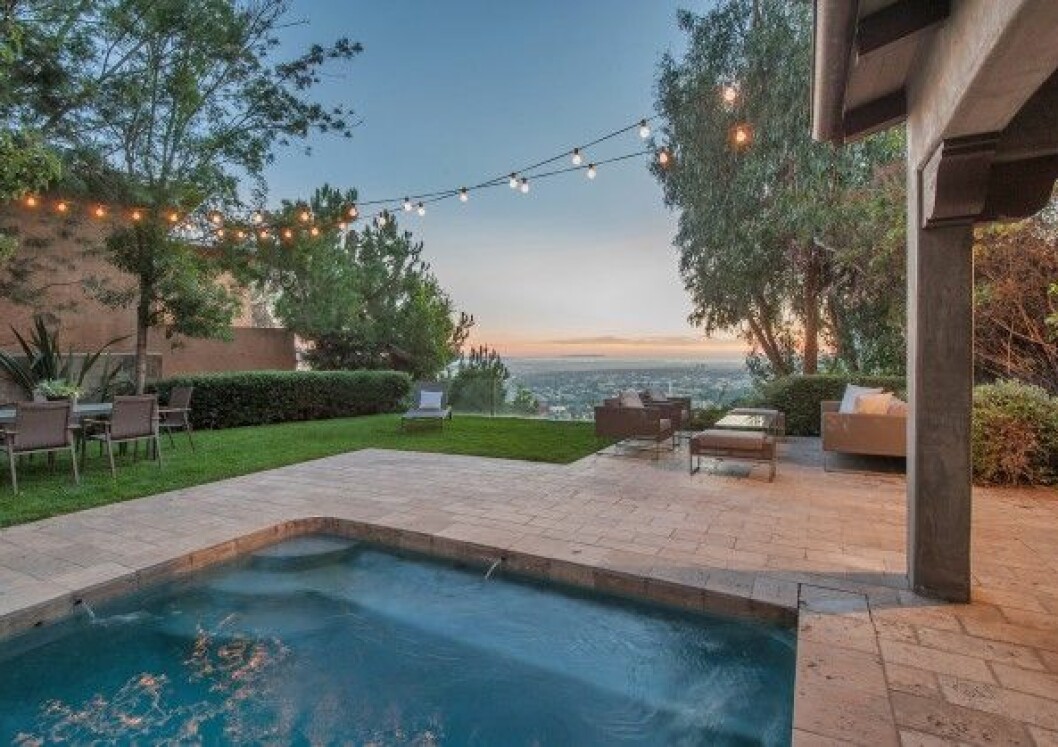 Foto: All Over Press A look inside the home of Joel Kinnaman.