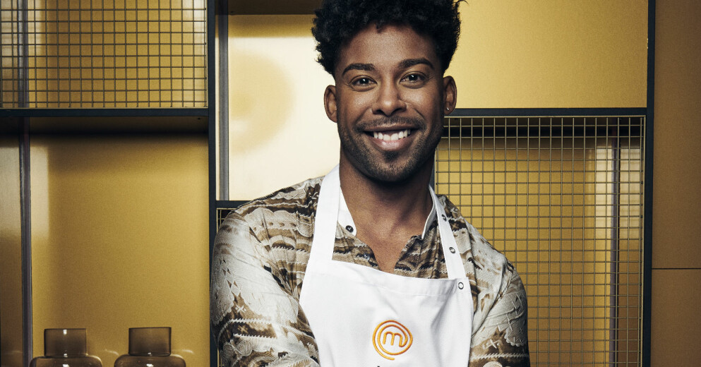 John Lundvik har synts flitigt i tv de senaste åren. Även han är en av favoriterna till att bli programledare för Allsången. Men artisten vill inte kommentera när han får frågan. John Lundvik