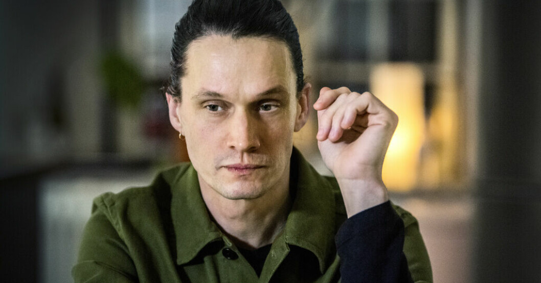 Jonathan Johansson tolkar Boye