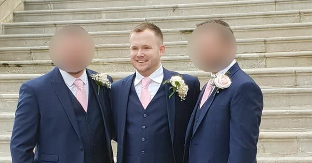Andy Hoyle älskade livet och älskade sin son. 18 augusti hände det ofattbara när de omkom i en allvarlig bilolycka. Nio dagar senare dog även 2-årige sonen Joshua, som skadades svårt i kraschen. Andy Hoyle