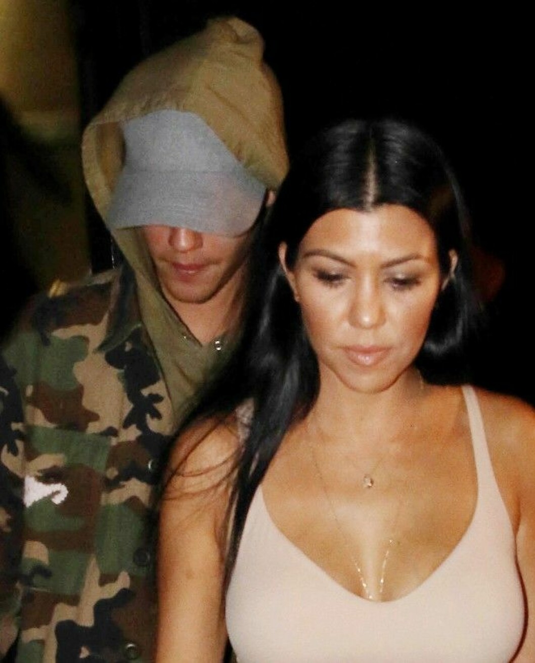 Kourtney Kardashian och Justin Bieber 2015. Kourtney Kardashian och Justin Bieber lämnade The Nice Guy i West Hollywood tillsammans.