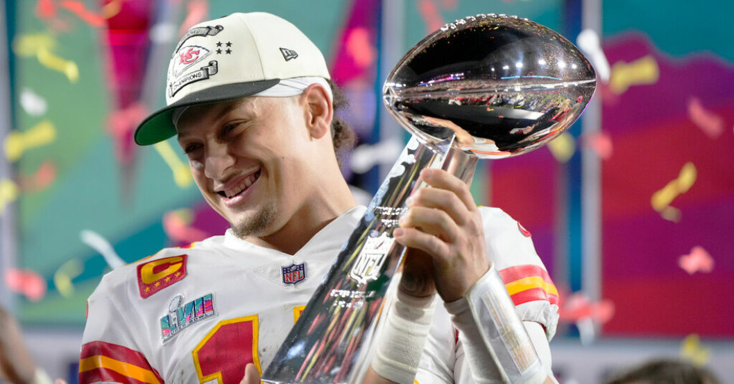 Kansas City Chiefs quarterback Patrick Mahomes storspelade. Kansas City vände och vann dramatisk Super Bowl