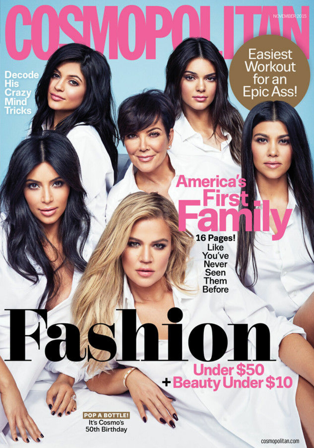 Hela familjen poserar tillsammans på omslaget av Cosmopolitan. kardashian-omslag