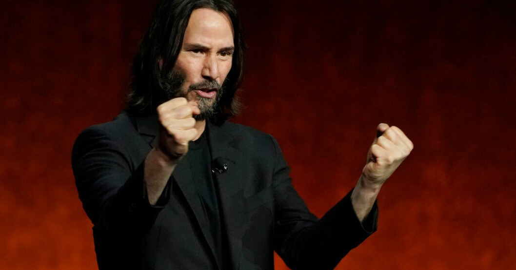Keanu Reeves hänger på sig basen igen. Arkivbild. Keanu Reeves rockband återförenas