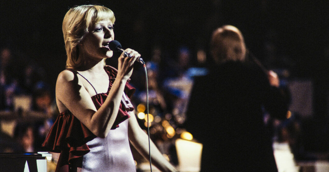 Kikki har ställt upp i Melodifestivalen hela tio gånger. Här är en bild från debuten 1978 då hon ihop med Wizex och Lasse Holm slutade på andraplats med låten ”Miss Decibel”. Kikki Danielsson i Melodifestivalen 1978.