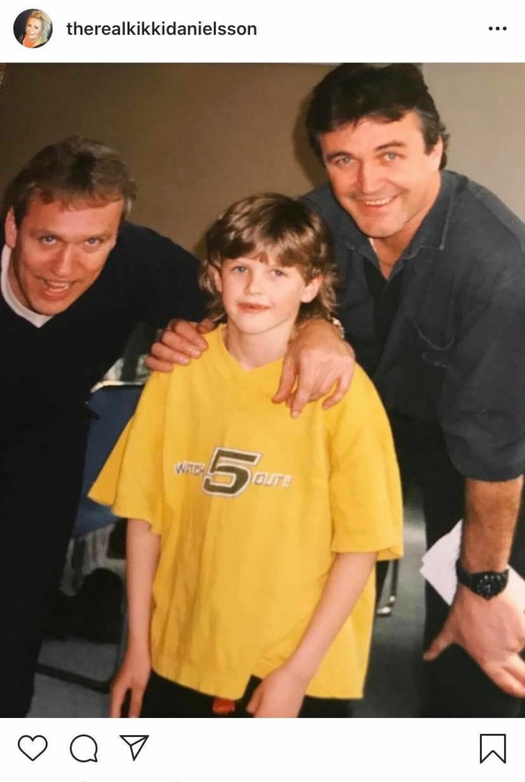 Benno Magnusson till vänster och Ralf Edström till höger. Kikkis son Viktor Roos i mitten.FOTO: Instagram Kikki Danielsson