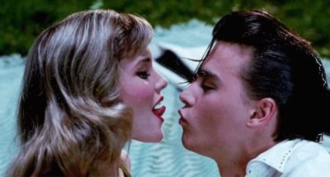 kiss