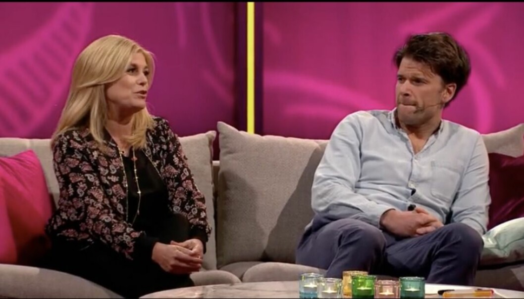 Pernilla Wahlgren och Peter Magnusson tävlar i kvällens “Klassfesten”. Pernilla Wahlgren och Peter Magnusson tävlar i kvällens "Klassfesten".