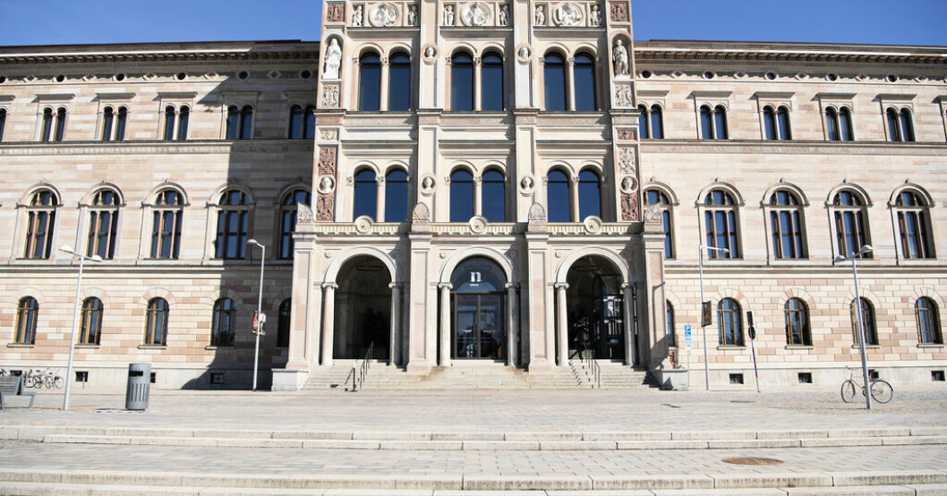 Klimataktionen på Nationalmuseum orsakade inga skador på Monettavlan. Arkivbild. Målning oskadd efter klimataktion