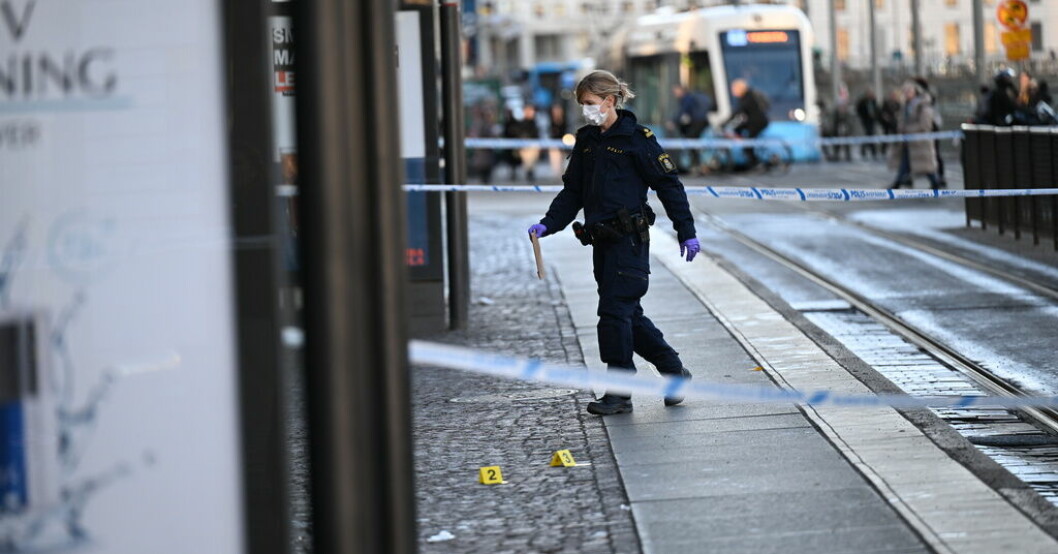 Knivskar en 10-årig flicka i Göteborg – nu häktas mannen