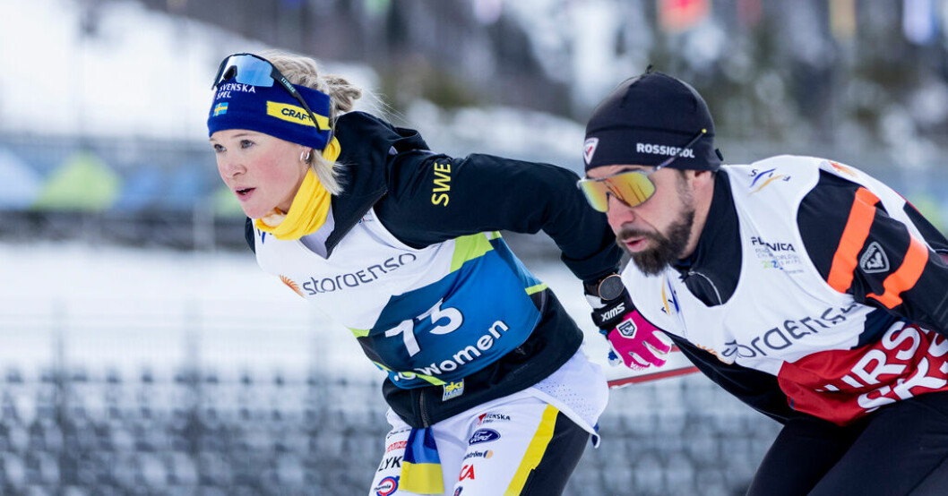 Kommer Jonna Sundling köra skiathlon eller inte? Det svaret lämnar längdlandslaget först efter sprinten. Sveriges drag: Håller sista skiathlon-platsen öppen