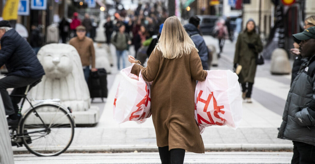 Konsumentpriserna sjönk i januari jämfört med december. Men inflationen – prisutvecklingen jämfört med ett år tidigare – ligger fortfarande över 10 procent. Arkivbild. Fel inflation vänder ned: "Bekymmersamt"