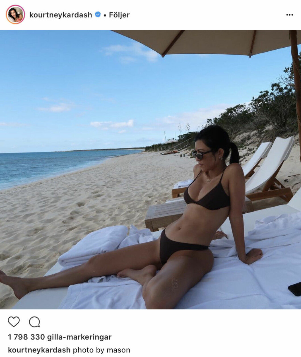 Kourtney Kardashians son Mason Disick var fotograf till bilden på Instagram. Kourtney Kardashian i bikini.