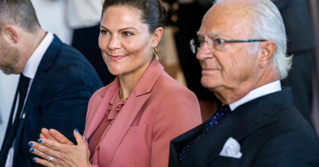 Kronprinsessan Victoria och kung Carl Gustaf är båda populära bland svenskarna. Lägsta stödet för republik på över 20 år