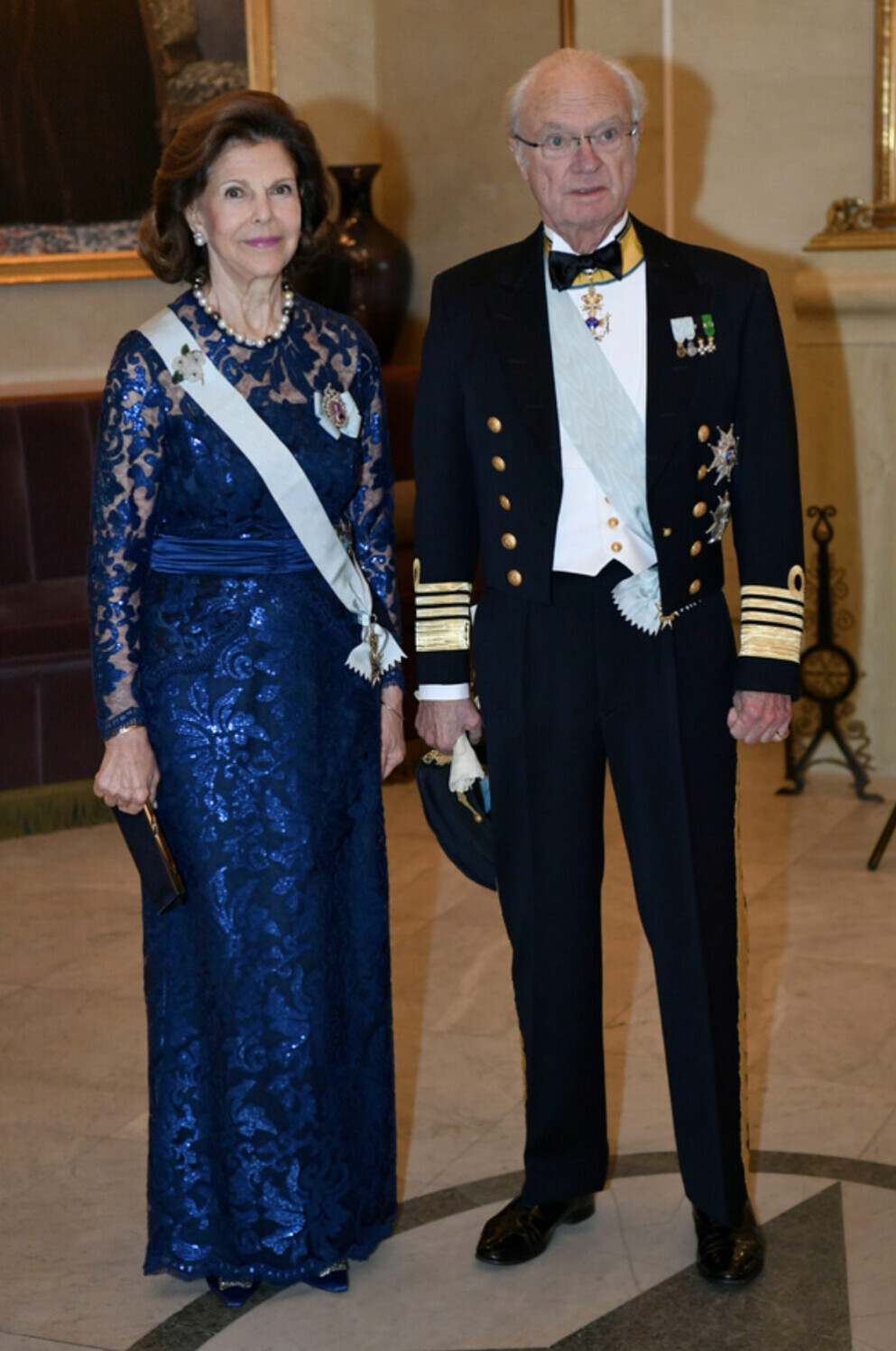 Drottningen och kungen. Drottning Silvia och kungen