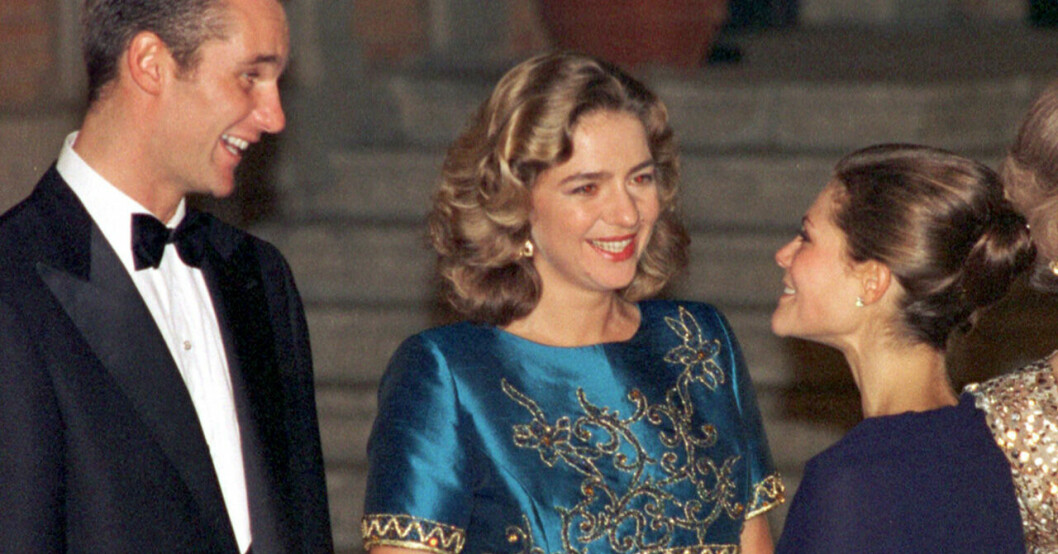 Kronprinsessan var en av gästerna på Urdangarin och Christinas bröllop 1997. Här syns hon hälsa på prinsessparet under galamiddag i samband med bröllopet. Victoria på prinsessan Christinas bröllop