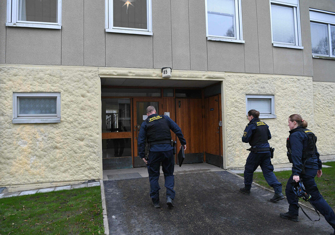 Det var i en lägenhet i den här byggnaden som mamman och sonen bodde.